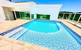 APARTAMENTO 3 Quartos com Ar condicionado- Prainha